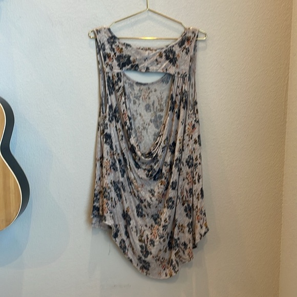 Free People Floral Draped Open Back Tank Size Medium - Picture 8 of 9